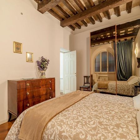 Rione Monti & Cavour Apartment روما المظهر الخارجي الصورة
