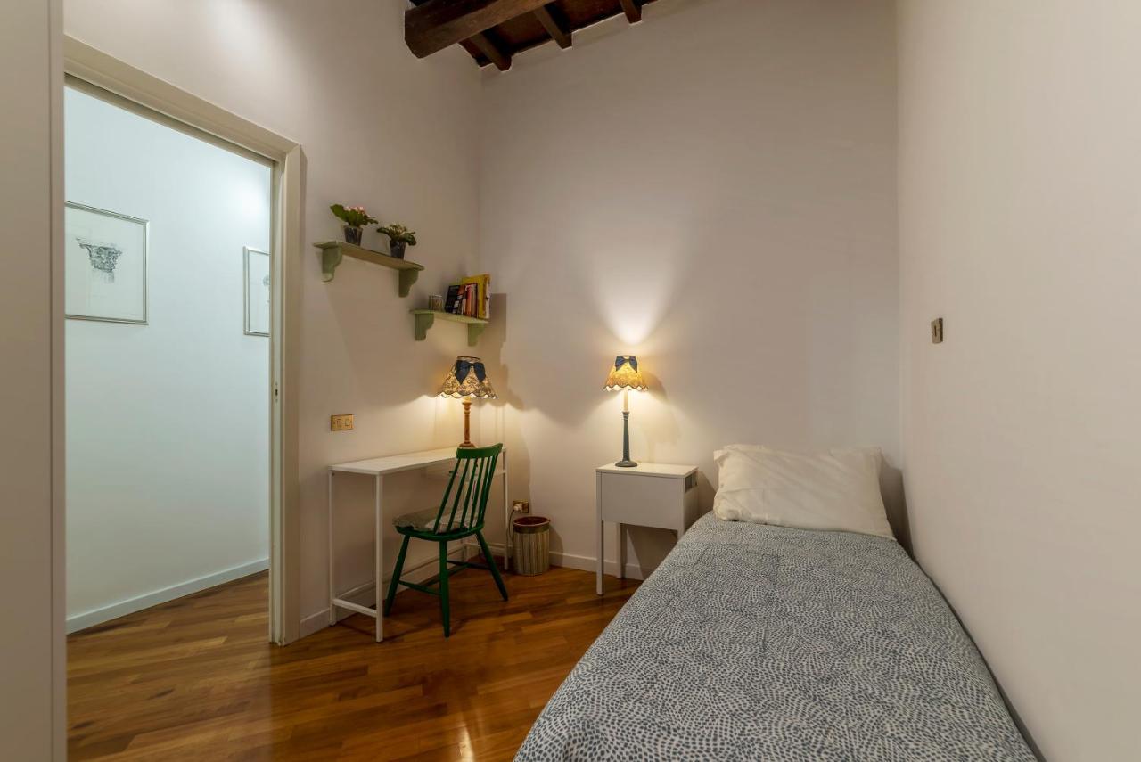 Rione Monti & Cavour Apartment روما المظهر الخارجي الصورة