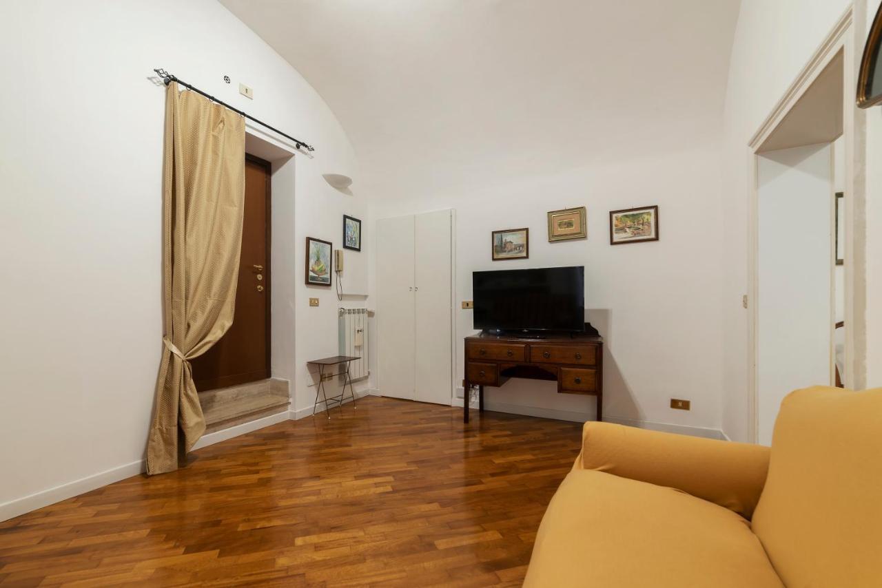 Rione Monti & Cavour Apartment روما المظهر الخارجي الصورة
