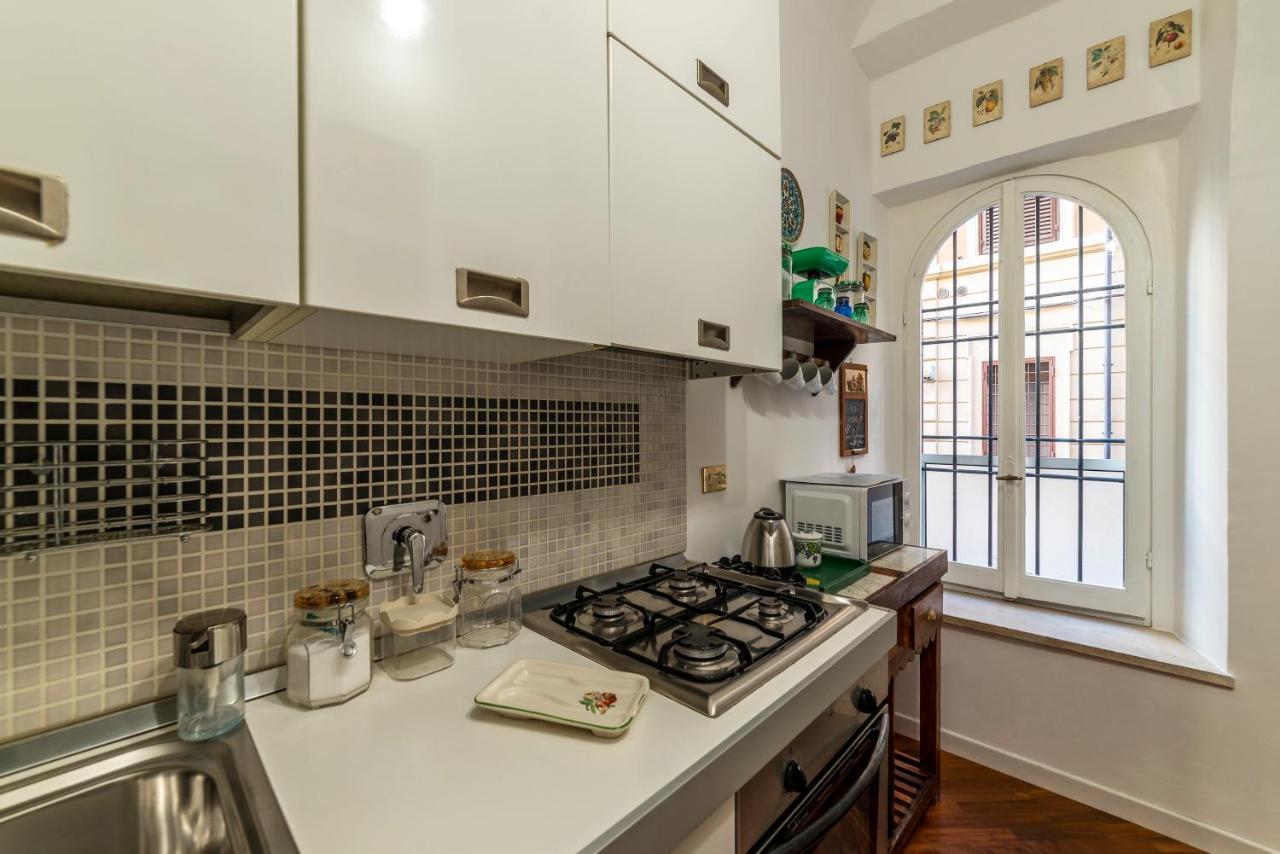 Rione Monti & Cavour Apartment روما المظهر الخارجي الصورة